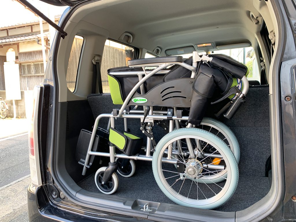 車椅子を車に積んでみました 介福本舗 かいふくほんぽ